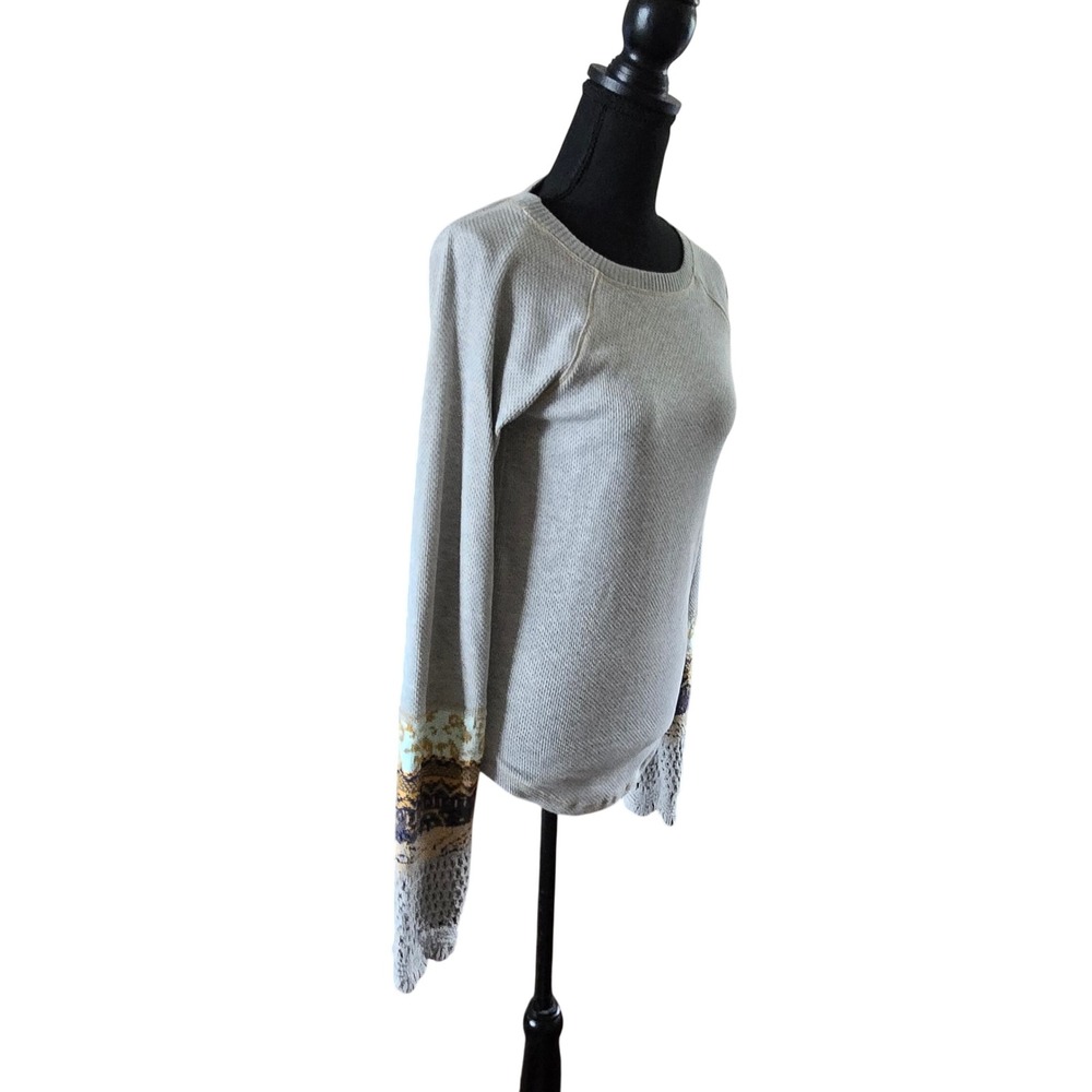 Free People Grey Waffle Knit Thermal Top Mixed Print Crochet Cuff Large - Picture 3 of 10